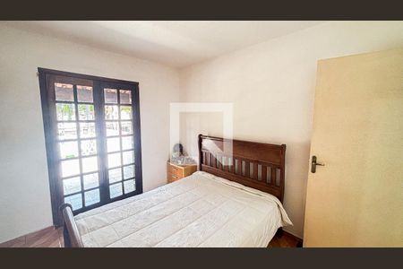 Casa à venda com 180m², 4 quartos e 2 vagas Casa à venda com 180m², 4 quartos e 2 vagasQuarto 1