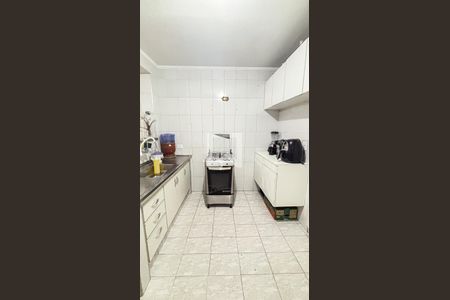 Casa à venda com 180m², 4 quartos e 2 vagas Casa à venda com 180m², 4 quartos e 2 vagasCozinha