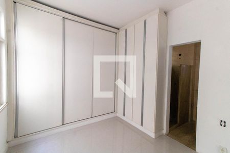 Apartamento à venda com 130m², 3 quartos e 1 vagaSuíte