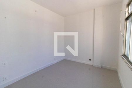 Apartamento à venda com 130m², 3 quartos e 1 vagaQuarto 2