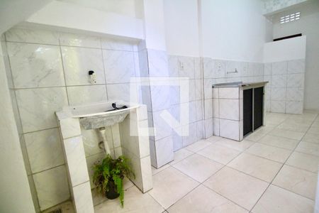 Casa para alugar com 60m², 2 quartos e sem vaga Casa para alugar com 60m², 2 quartos e sem vagaCozinha e Área de Serviço