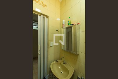 Casa à venda com 200m², 2 quartos e 3 vagasBanheiro