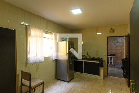 Casa à venda com 200m², 2 quartos e 3 vagasCozinha