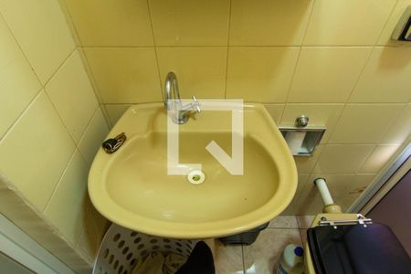 Casa à venda com 200m², 2 quartos e 3 vagasBanheiro