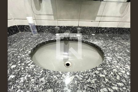 Apartamento para alugar com 70m², 3 quartos e 2 vagasBanheiro da Suíte