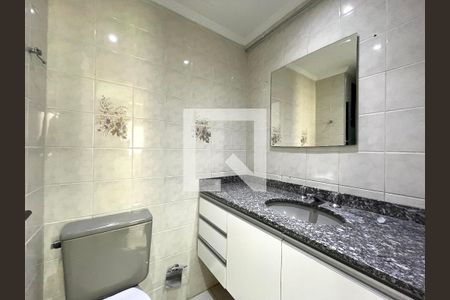 Apartamento para alugar com 70m², 3 quartos e 2 vagasBanheiro 