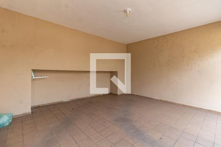 Casa à venda com 100m², 2 quartos e 2 vagasGaragem 