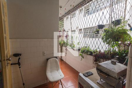 Apartamento à venda com 130m², 4 quartos e 1 vagaÁrea de Serviço