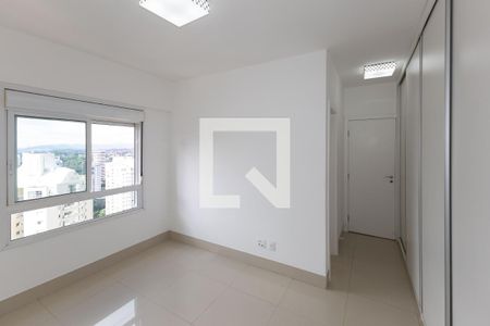 Suíte 1 de apartamento para alugar com 2 quartos, 77m² em Vila da Serra, Nova Lima