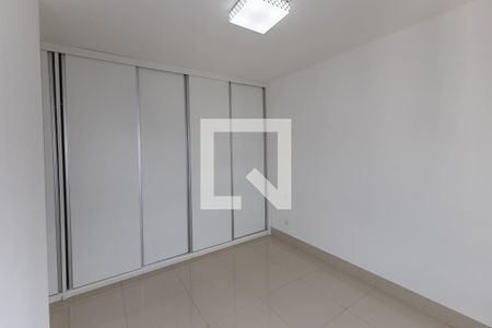 Suíte 1 de apartamento para alugar com 2 quartos, 77m² em Vila da Serra, Nova Lima