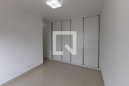 Suíte 1 de apartamento para alugar com 2 quartos, 77m² em Vila da Serra, Nova Lima