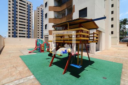 Apartamento à venda com 83m², 2 quartos e 2 vagasÁrea Comum - Playground