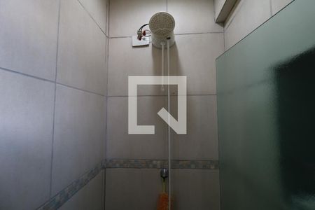 Apartamento à venda com 83m², 2 quartos e 2 vagasBanheiro da Suíte - Box