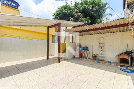 Casa à venda com 100m², 2 quartos e 4 vagasÁrea Externa