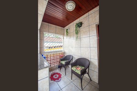 Casa à venda com 100m², 2 quartos e 4 vagasEntrada