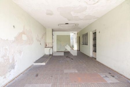 Casa à venda com 100m², 3 quartos e 1 vaga Casa à venda com 100m², 3 quartos e 1 vagaQuintal