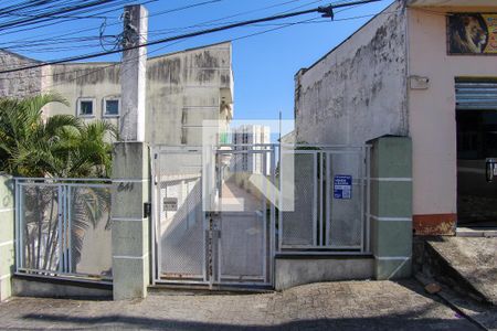 Casa de condomínio à venda com 68m², 2 quartos e 2 vagasFachada