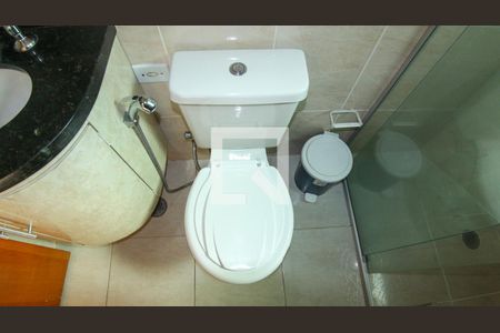 Casa de condomínio à venda com 68m², 2 quartos e 2 vagasBanheiro