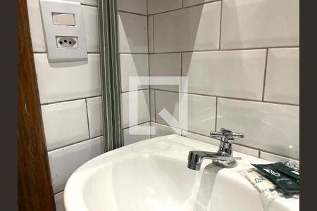 Casa de condomínio à venda com 150m², 6 quartos e 1 vagaBanheiro ap 3