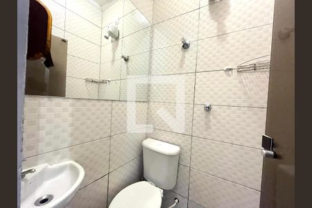 Casa de condomínio à venda com 150m², 6 quartos e 1 vagaBanheiro ap 4