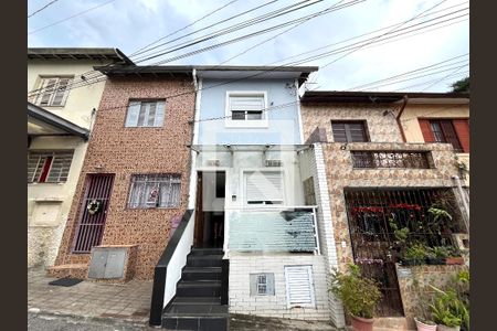 Casa de condomínio à venda com 150m², 6 quartos e 1 vagaFachada