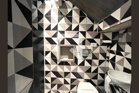 Casa de condomínio à venda com 150m², 6 quartos e 1 vagaBanheiro ap 2