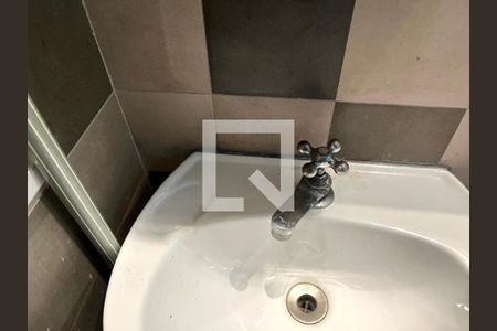 Casa de condomínio à venda com 150m², 6 quartos e 1 vagaBanheiro ap 5