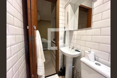 Casa de condomínio à venda com 150m², 6 quartos e 1 vagaBanheiro ap 3