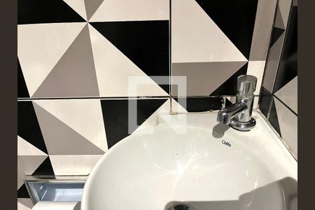 Casa de condomínio à venda com 150m², 6 quartos e 1 vagaBanheiro ap 2