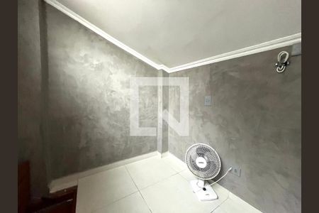 Casa de condomínio à venda com 150m², 6 quartos e 1 vagaQuarto ap 6