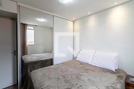 Quarto 1 de apartamento para alugar com 2 quartos, 48m² em Maria Helena , Ribeirão das Neves