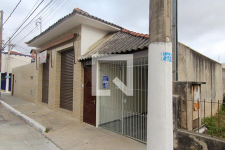 Casa para alugar com 100m², 1 quarto e 1 vaga Casa para alugar com 100m², 1 quarto e 1 vagaFachada