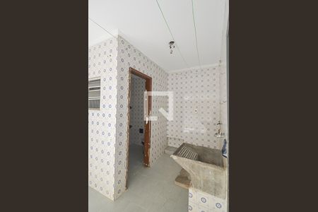 Casa à venda com 150m², 3 quartos e 2 vagas Casa à venda com 150m², 3 quartos e 2 vagasÁrea de Serviço