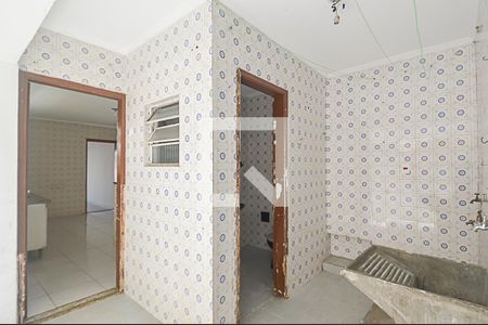 Casa à venda com 150m², 3 quartos e 2 vagas Casa à venda com 150m², 3 quartos e 2 vagasÁrea de Serviço