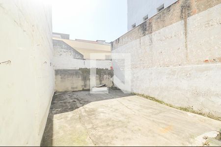 Casa à venda com 150m², 3 quartos e 2 vagas Casa à venda com 150m², 3 quartos e 2 vagasQuintal