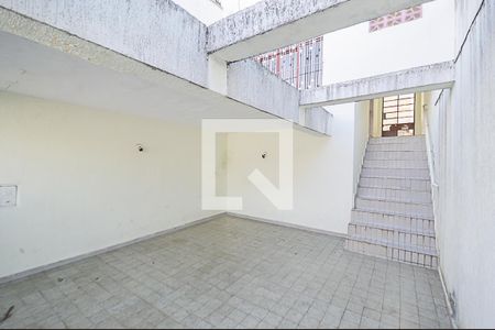 Casa à venda com 150m², 3 quartos e 2 vagas Casa à venda com 150m², 3 quartos e 2 vagasGaragem