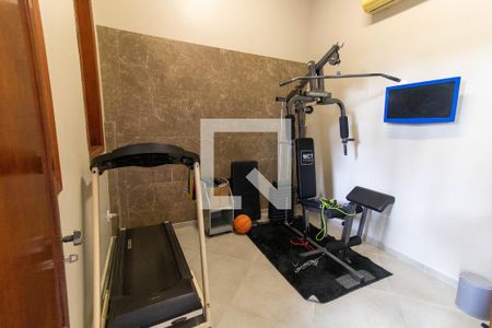 Casa de condomínio à venda com 618m², 4 quartos e 2 vagasAcademia