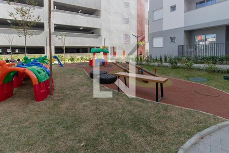 Apartamento à venda com 42m², 2 quartos e sem vagaÁrea Comum - Playground