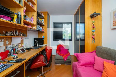 Apartamento à venda com 105m², 3 quartos e 2 vagasQuarto 2