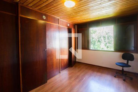 Suíte 1 de casa para alugar com 4 quartos, 400m² em Chácara Monte Alegre, São Paulo