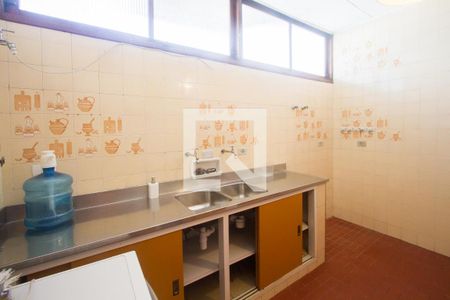 Casa para alugar com 400m², 4 quartos e 3 vagasCozinha