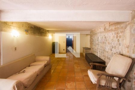 Casa para alugar com 400m², 4 quartos e 3 vagasPorão