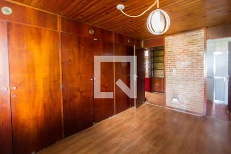 Casa para alugar com 400m², 4 quartos e 3 vagasSuíte 2