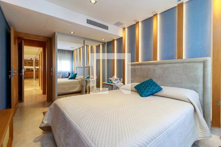 Apartamento à venda com 370m², 3 quartos e 5 vagasSuíte 2