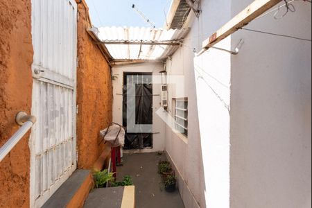 Casa à venda com 160m², 3 quartos e 2 vagas Casa à venda com 160m², 3 quartos e 2 vagasEdícula