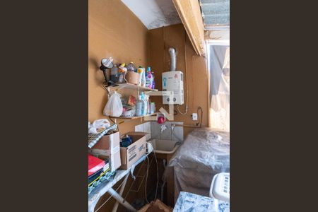 Casa à venda com 160m², 3 quartos e 2 vagas Casa à venda com 160m², 3 quartos e 2 vagasÁrea de Serviço