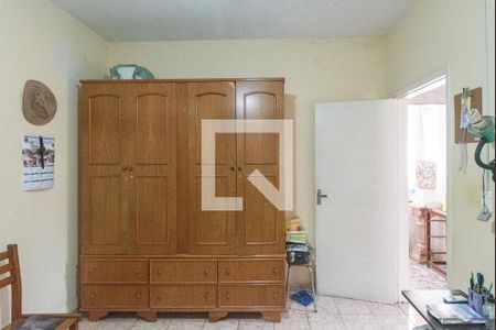 Casa à venda com 160m², 3 quartos e 2 vagas Casa à venda com 160m², 3 quartos e 2 vagasQuarto 3