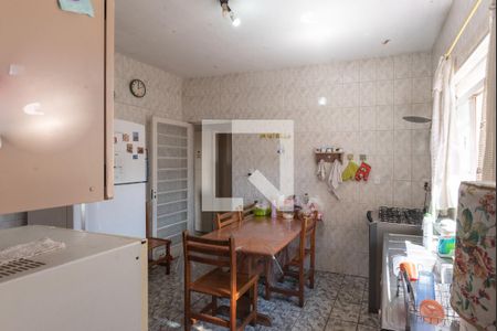 Casa à venda com 160m², 3 quartos e 2 vagas Casa à venda com 160m², 3 quartos e 2 vagasCozinha