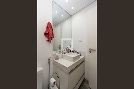 Apartamento à venda com 64m², 2 quartos e 1 vaga Apartamento à venda com 64m², 2 quartos e 1 vagaBanheiro