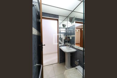 Apartamento à venda com 90m², 3 quartos e 1 vagaBanheiro 1